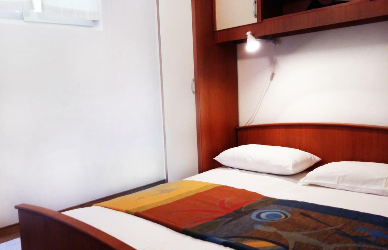 Studio Apartman Kacunic Split Luaran gambar